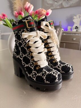 Gucci Black & Cream Tweed Lace-Up Platform Ankle Boots with Signature Web